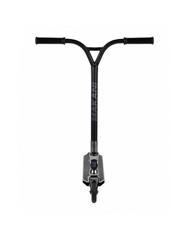 Makani Hylos Silver scooter
