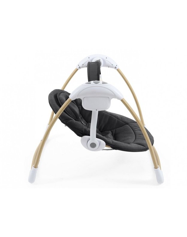 Oyster lounger woven by Oyster Swing Stone